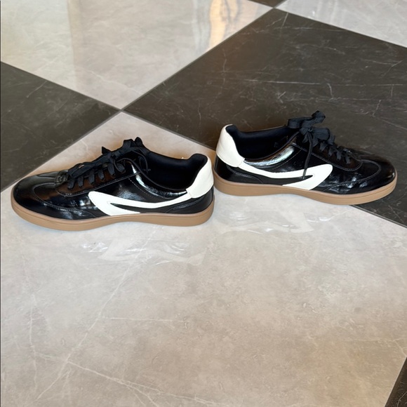 Black and White Sneakers with Gum Sole - Picture 2 of 8